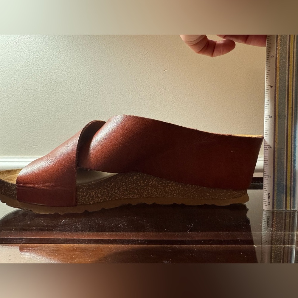 Yokono Genuine Leather Brown Wedges Slip-on Sandals - Great Condition! - Picture 5 of 8
